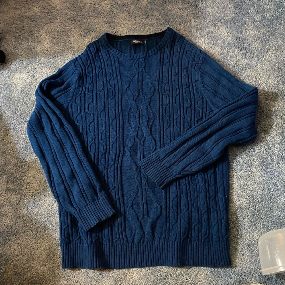 Men’s Nautica crew neck cable knit XL sweater. Dark blue.